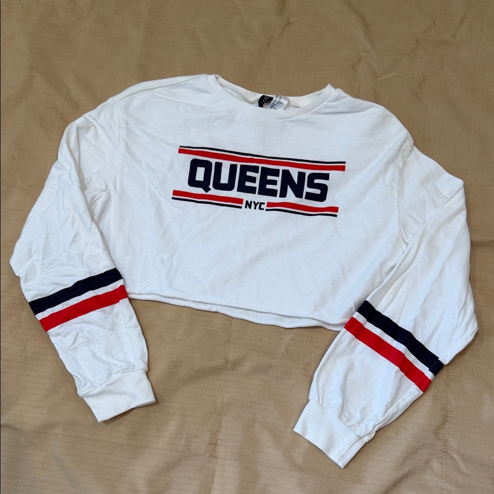 Queens NYC crop top long sleeve Divded